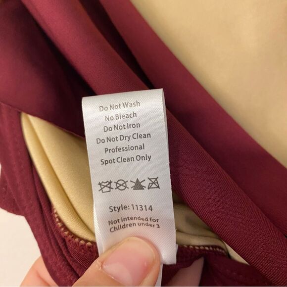 WEISSMAN Dance Costume burgundy red stretch Backing Down 11314 MA-Medium adult - Picture 5 of 11